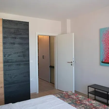 Tokiyo: A Lovely Center 2 Bedrooms With Private Parking Apartment Sofia